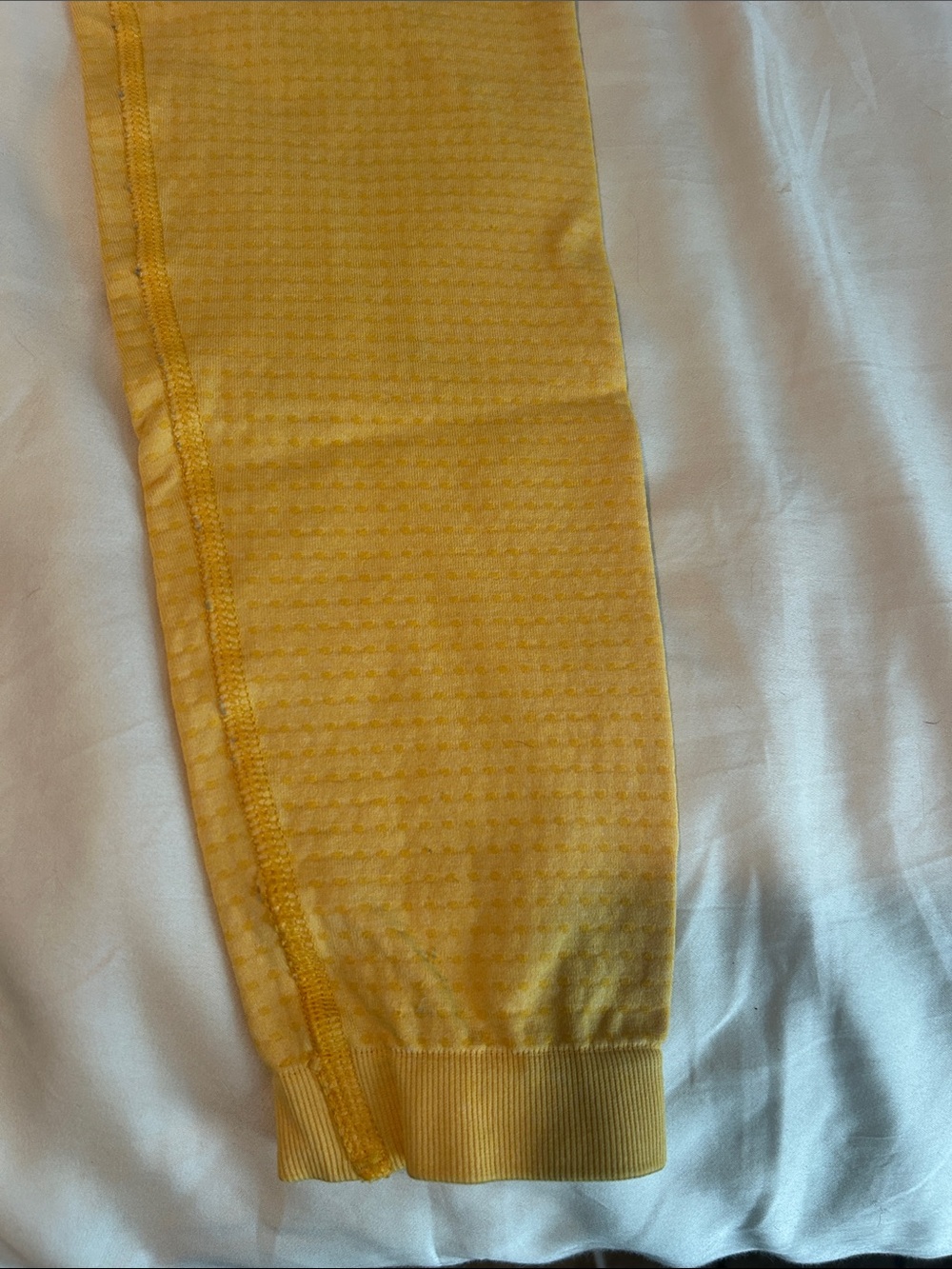 Gymshark Seamless High-Waist Leggings - Yellow - Picture 3 of 4